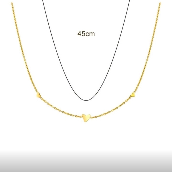 NEW! Delicate Three Hearts Dainty Chain Gold Necklace - Picture 4 of 5